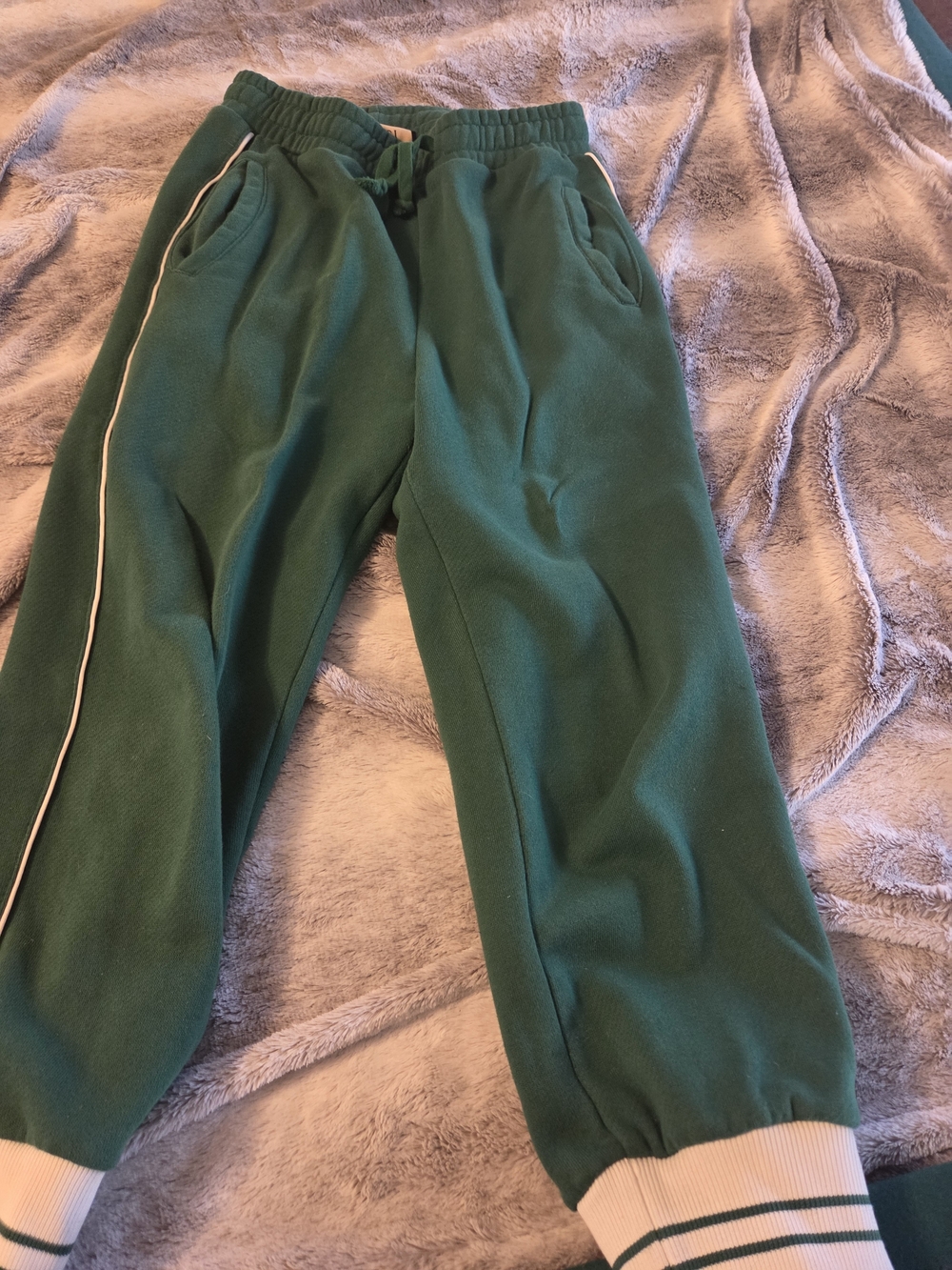 GG Green Crewneck Hoodie And Matching JOGGERS - SET - Picture 8 of 8